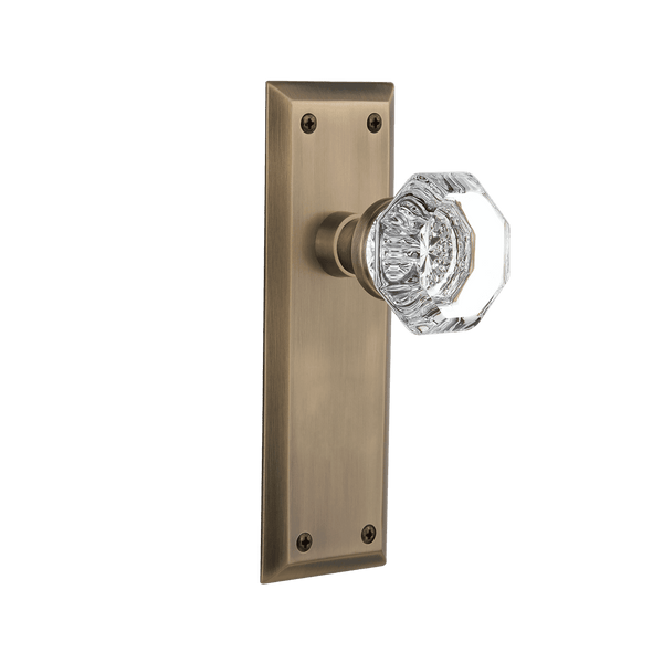 New York Long Plate with Waldorf Knob in Antique Brass – Nostalgic