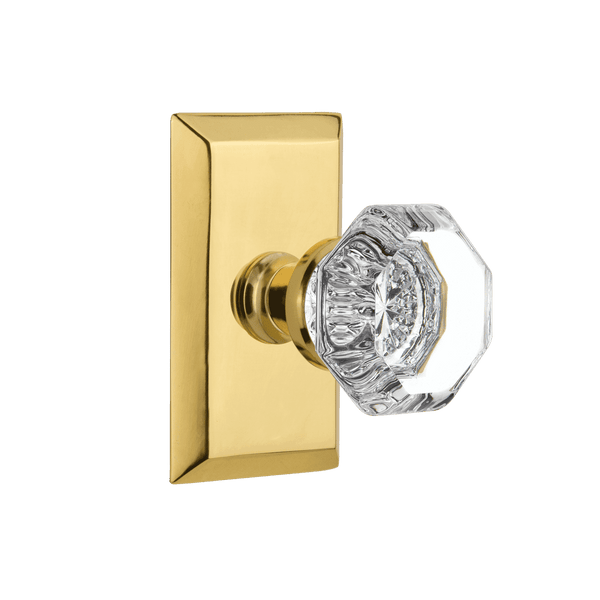 Studio Short Plate with Waldorf Knob in Polished Brass